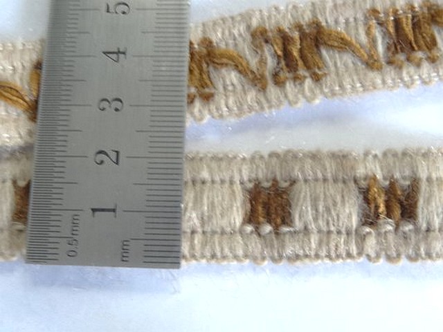 Galon cache cache beige clair et caramel 01 2