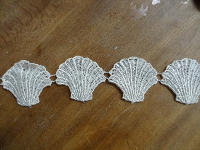 Galon coquilles st jacques ecru 1