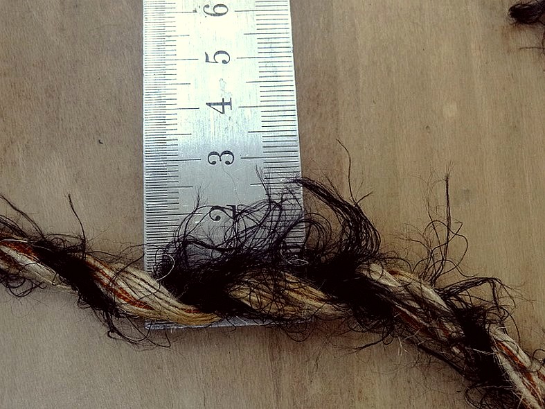 Galon cordelette roulottee laine beige et noir 1