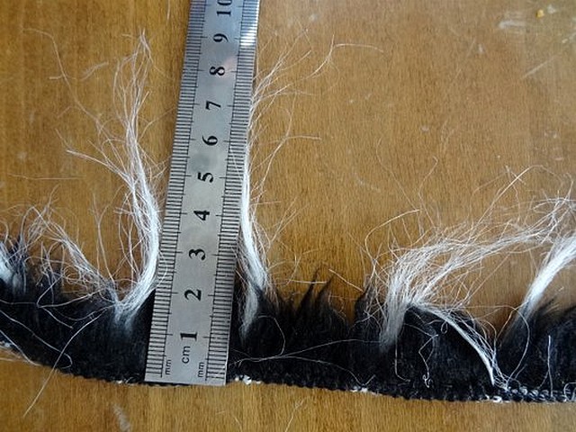 Galon cruella noir blanc en laine 2