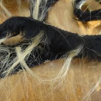 Galon cruella noir et beige fausse fourrure