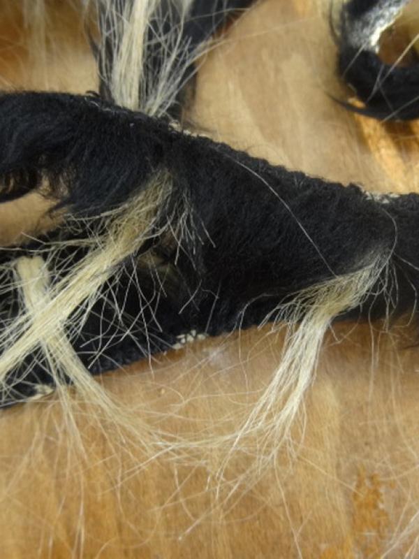 Galon cruella noir et beige fausse fourrure 