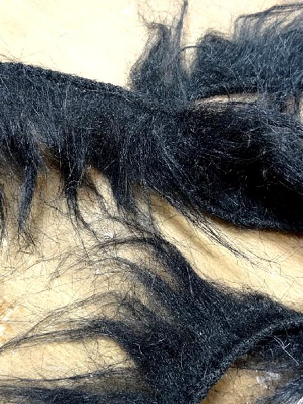 Galon cruella noir fausse fourrure 1 