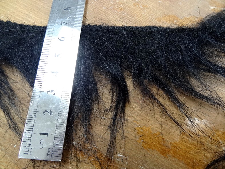 Galon cruella noir fausse fourrure 2