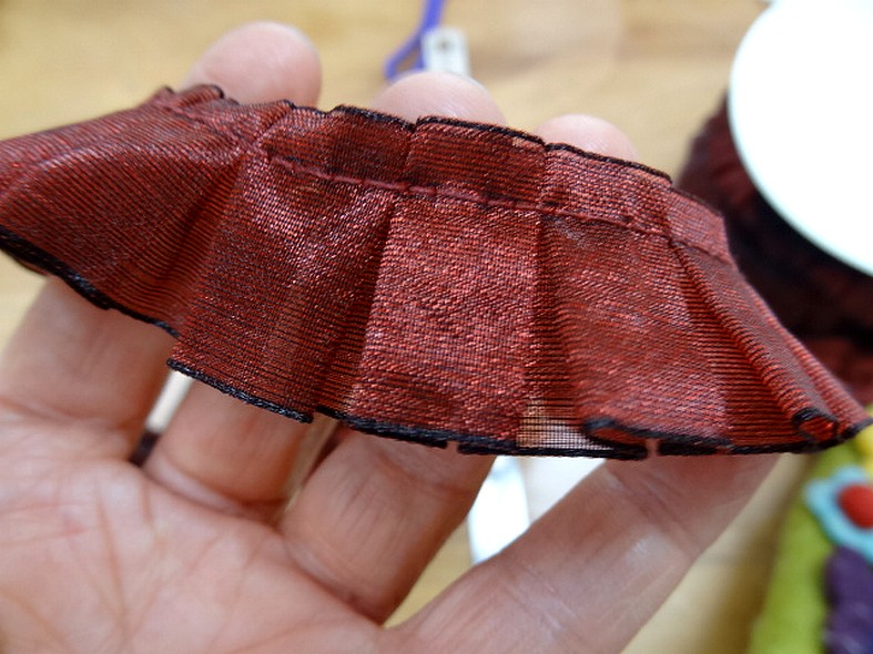 Galon d organza plis plats bordeaux noir 3