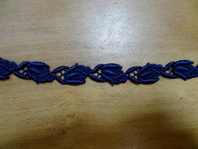 Galon de broderie boutons de rose bleu nuit 2