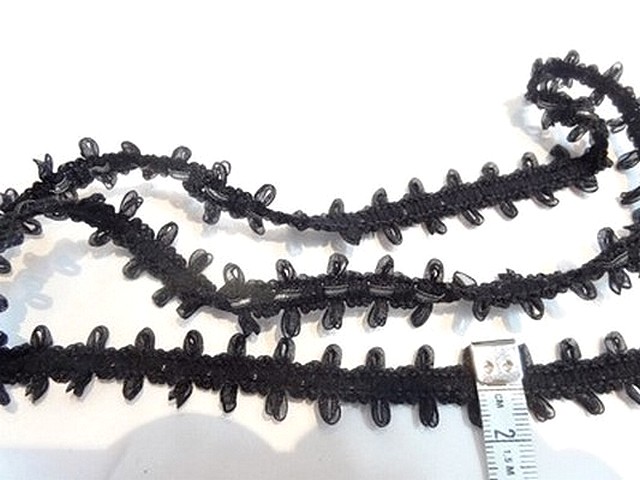 Galon de ruban fin taffetas crochete type croquet noir 1