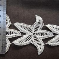Galon dentelle etoile de mer blanc casse 2 