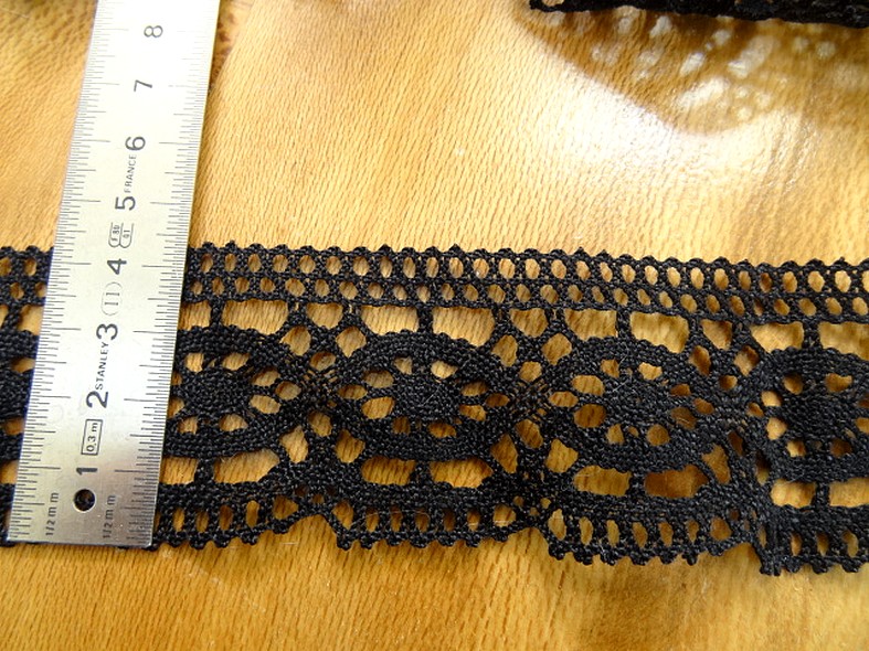 Galon dentelle lin noir 2