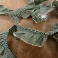 Galon elastique en taffetas vert de gris 1