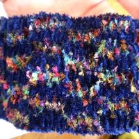 Galon elastique velours chenille bleu tachete 3
