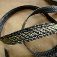 Galon empire noir et vieil or 2