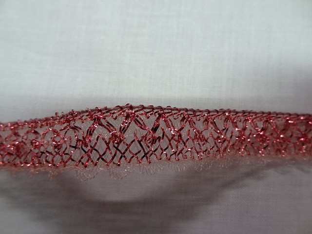 Galon fils lurex framboise 1