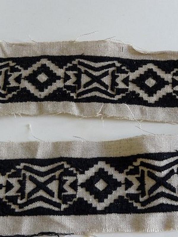 Galon lin broderie ethnique noire