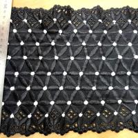 Galon lycra noir brode style broderie anglaise 1