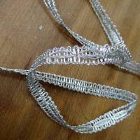 Galon metal argente oblongue 1 