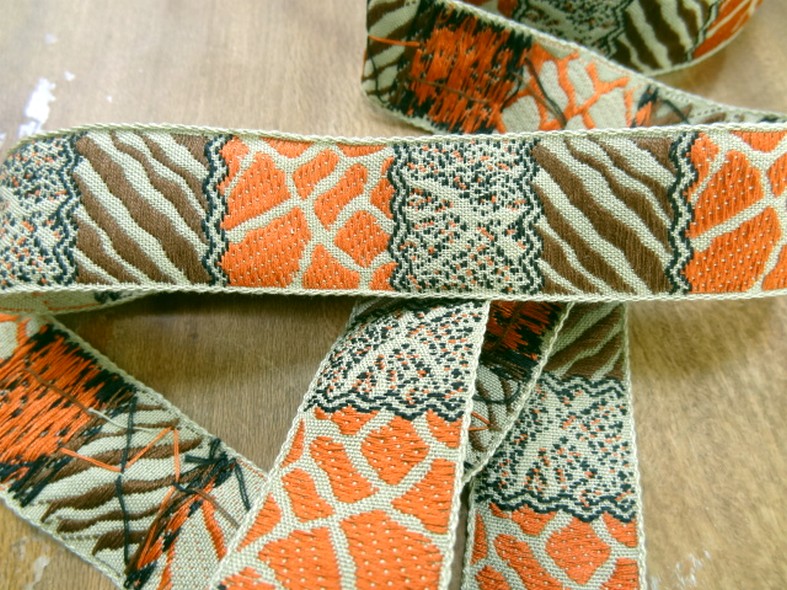 Galon patchwork animaux kaki speculoos orange 1