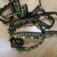 Galon picot velours chenille noir et kaki 2 