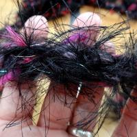 Galon tresse effet plume filante noir fuchsia mauve 3 