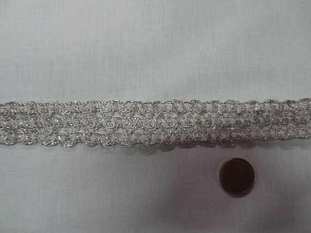 Galon trio chenille blanche et lurex argent 3