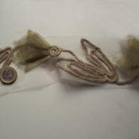 Galon tulipe lin et organza bronze sur resille 2 
