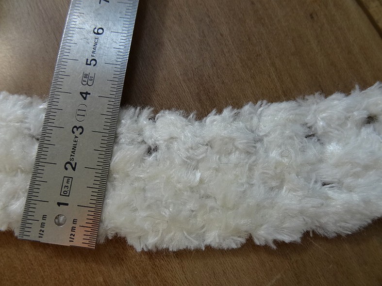 Galon velours chenille blanc casse ajoure 2