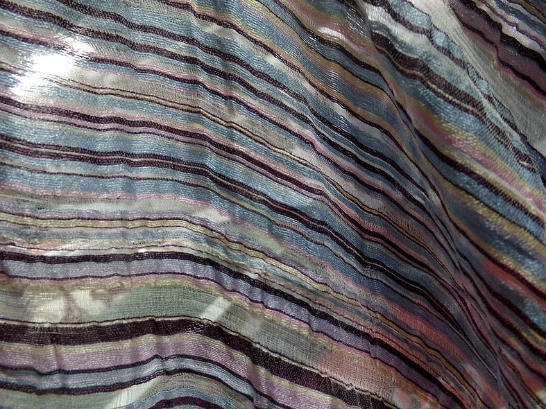 Gaze de soie rayures tissees pastel 1
