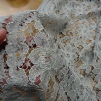 Guipure gris perle 4 