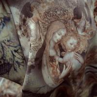 Jersey acrylique extensible motif la vierge et l enfant 3 