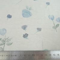 Jersey coton blanc casse fleurs en camaieu de bleus 3