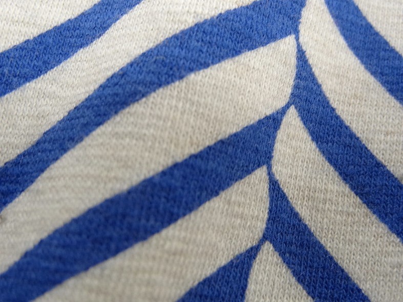 Jersey coton lycra blanc casse rayures fantaisie bleu denim 3