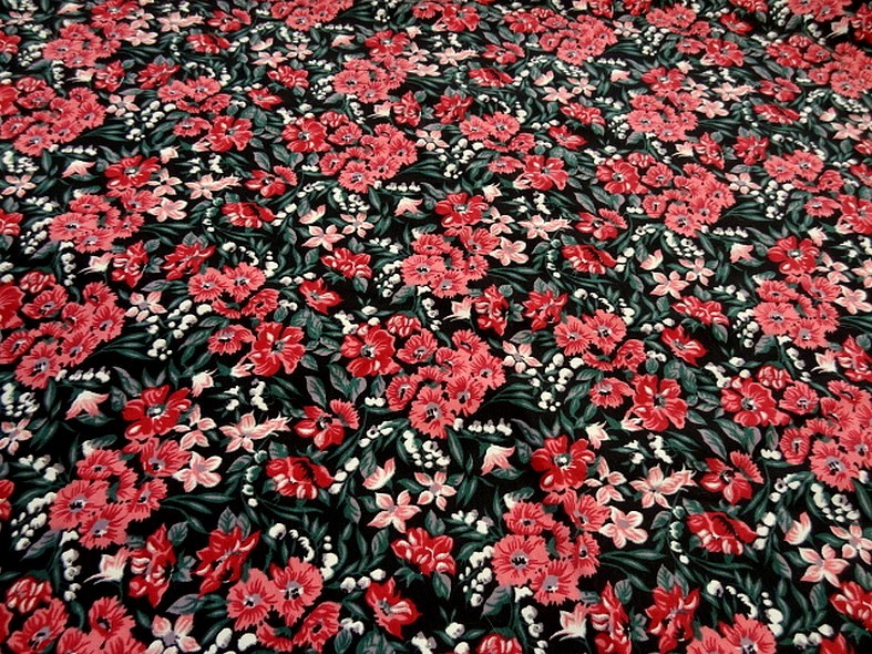 Jersey coton lycra fond noir fleuri 1
