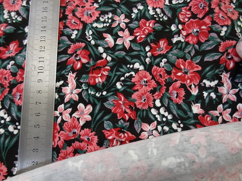 Jersey coton lycra fond noir fleuri 3