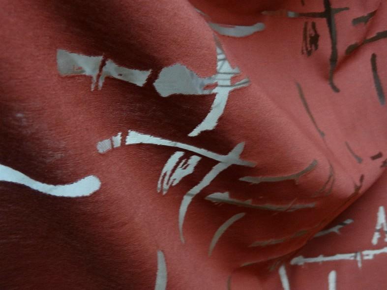 Jersey coton melange rouge tomette motif devore sur resille 1 