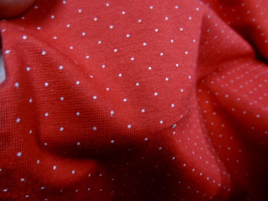 Jersey coton rouge pois blanc tres fin 3