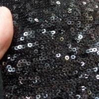 Jersey coton viscose a sequins noirs 4