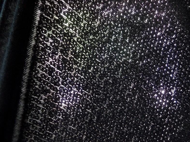 Jersey coton viscose a sequins noirs 5