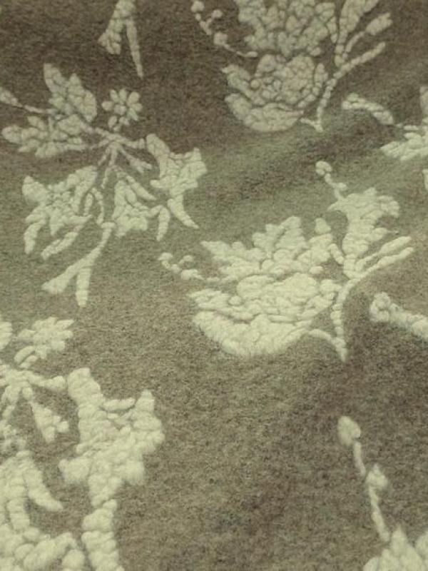 Jersey de laine aspect laine cardee beige chine fleuri ecru 3 