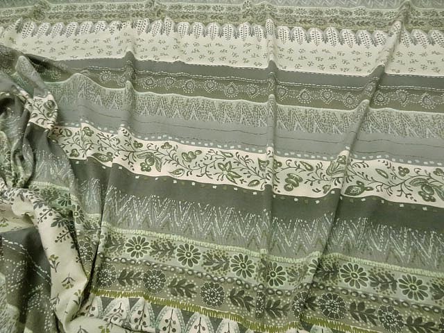 Jersey frises de fleurs kaki et tilleul 1