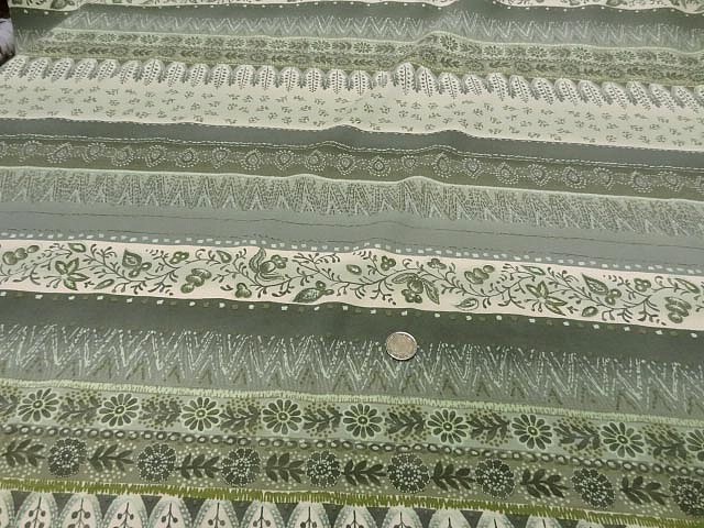 Jersey frises de fleurs kaki et tilleul 2