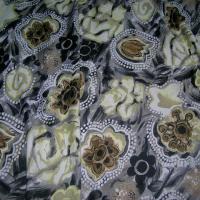 Jersey gris taupe fleurs ocres et noires 2