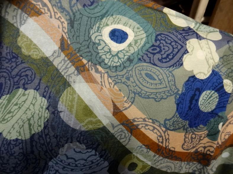 Jersey viscose lycra motif fleuri vintage bleu 3