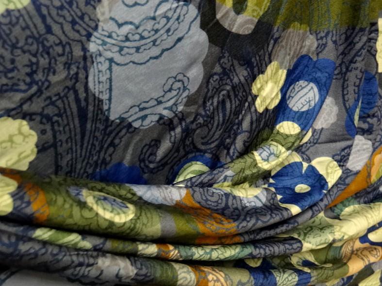 Jersey viscose lycra motif fleuri vintage bleu 9