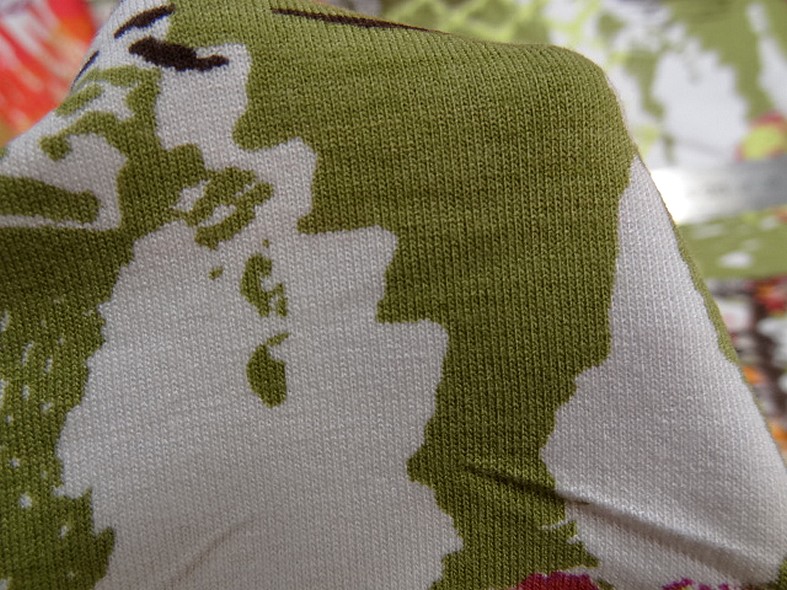 Jersey viscose lycra motif orange et kaki 2