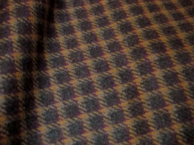 Lainage a carreaux marron