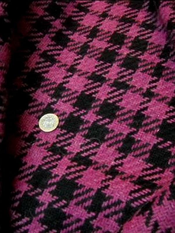Lainage facon tartan pied de coq noir rose 2 