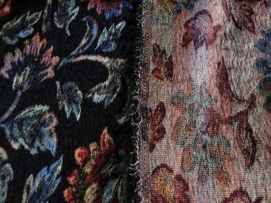 Lainage tapissier noir 4