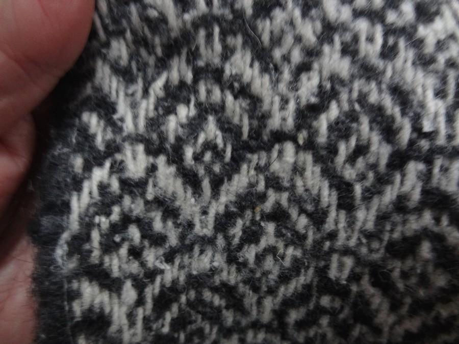 Laine blanche et noire motif art deco 6