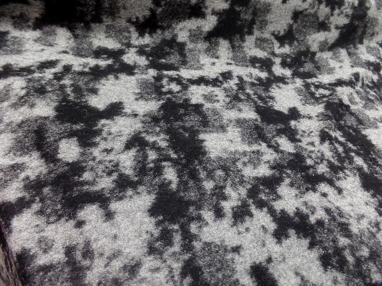 Laine bouillie noire marbree gris clair 2
