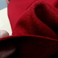 Laine boullie bordeaux cerise 3